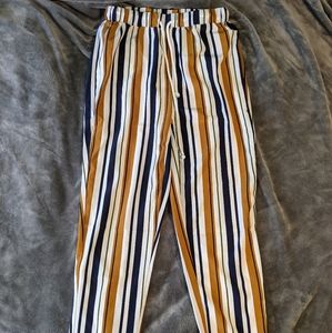 ✨ 3 for $20 ✨ Striped drawstring pants
